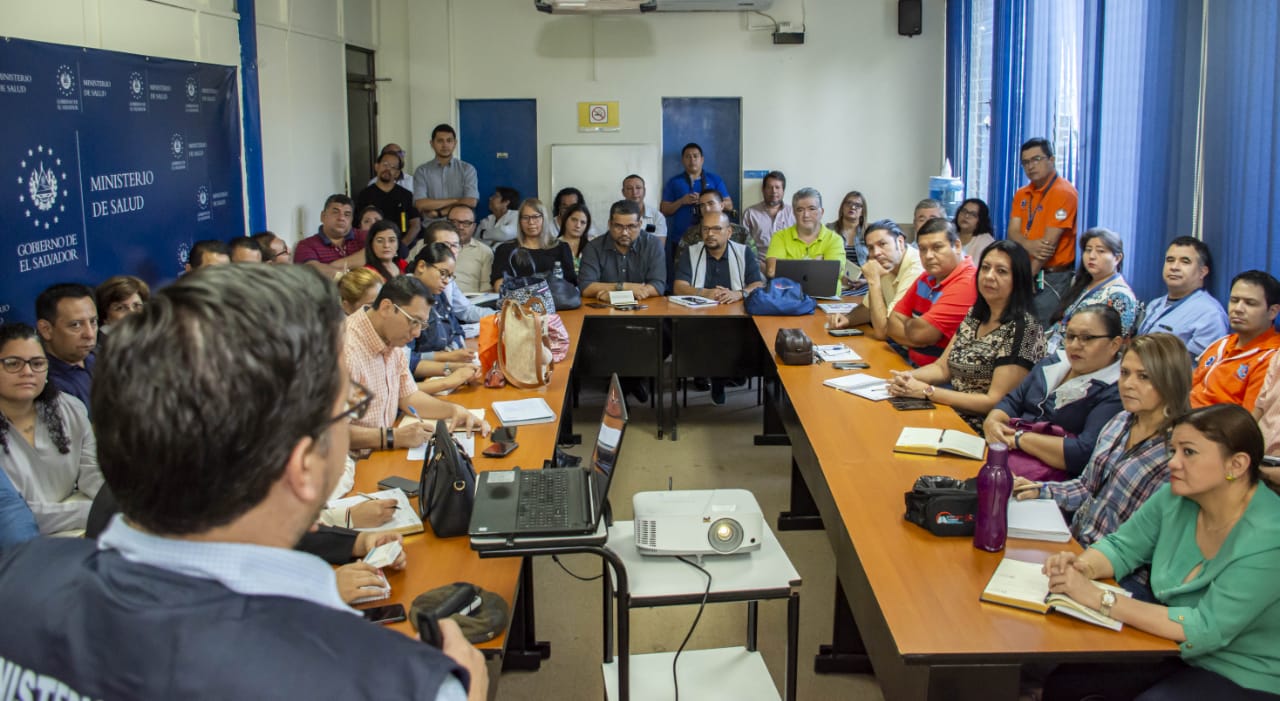 personal-de-aduanas-listo-para-prevenir-contagios-de-coronavirus-en-el-pais